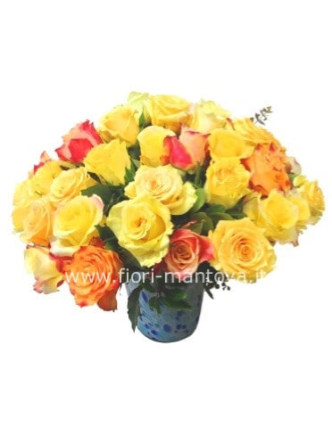 Bouquet di rose gialle e toni giallo arancio